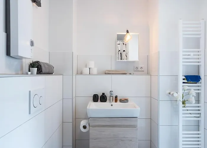 - Cozy In The Heart Of With New York Design & Betten & Sofa - 5 Mins Central Station Hbf - Big Tv & Wifi -- Apartment