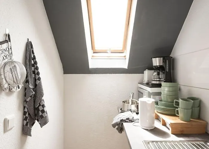 - Cozy In The Heart Of With New York Design & Betten & Sofa - 5 Mins Central Station Hbf - Big Tv & Wifi -- Apartment